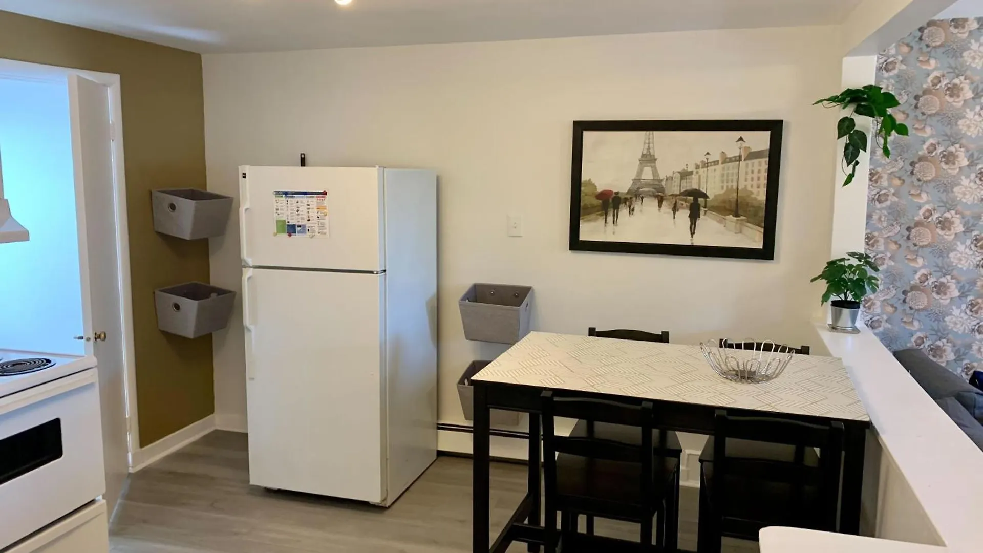 핼리팩스 New! Tastefully Designed 1-Bdrm, Charming North End, #3 아파트 캐나다