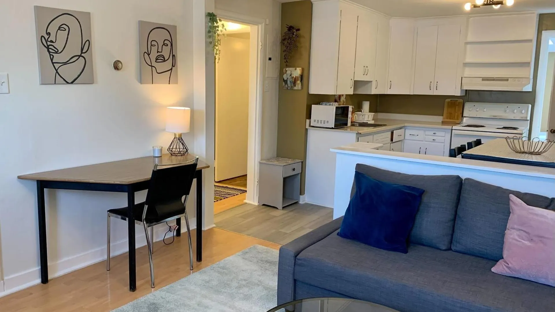 핼리팩스 New! Tastefully Designed 1-Bdrm, Charming North End, #3 아파트